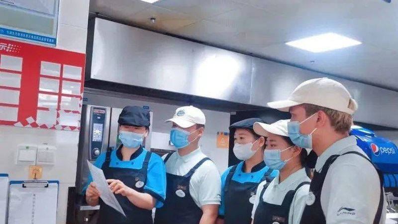 曲奇饼干礼盒定制加盟代理：市场洞察与关键要点