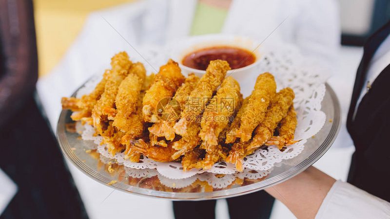 一级和三级金龙鱼大豆油，差别不止在等级标签