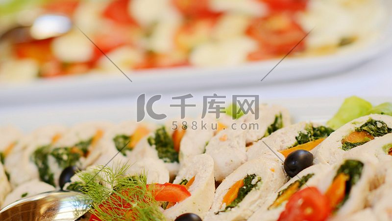 小标题：代加工行业现状解析
